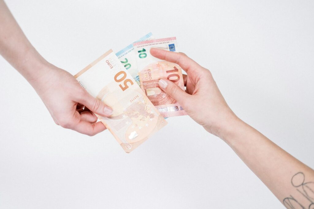 Kostenübersicht mit Euro zur Höhe der Kaution